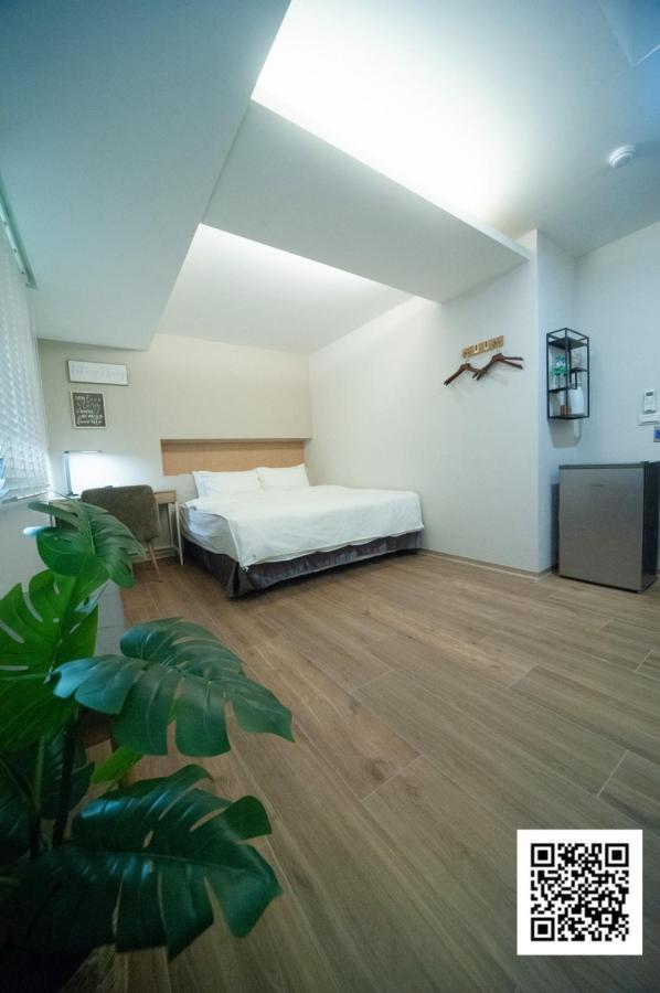 Bed and Breakfast 虎尾小9窩-採自助式入住 à Huwei Extérieur photo
