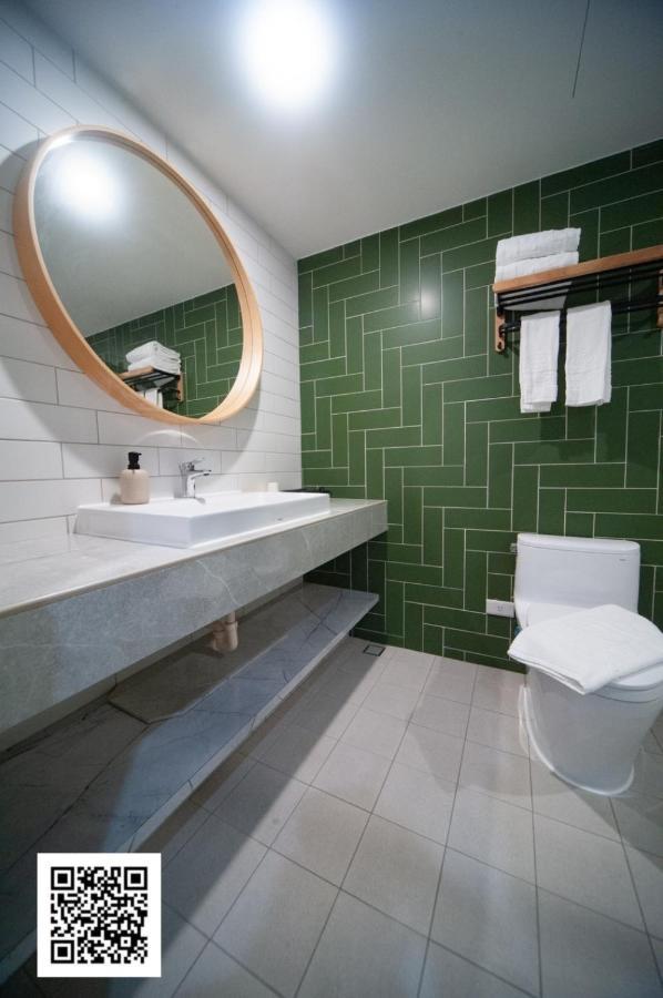 Bed and Breakfast 虎尾小9窩-採自助式入住 à Huwei Extérieur photo